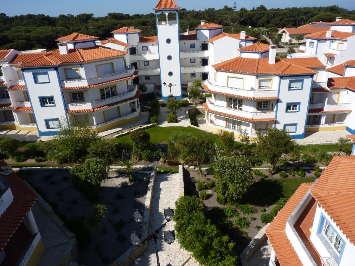 Apartamento Moura - Praia D'El Rey Golf, Surf & Beach Resort Praia del Rei Exterior photo